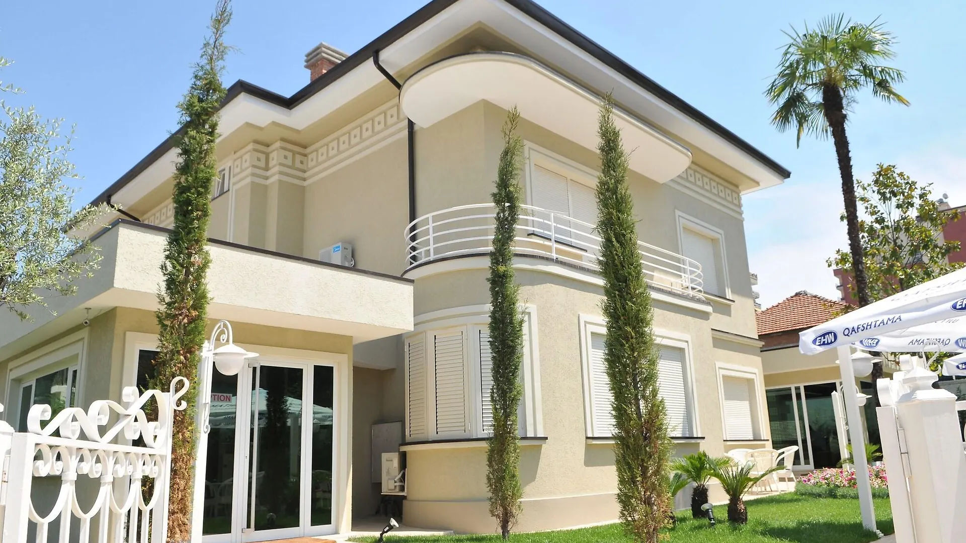 Hotel Sokrat Tirana