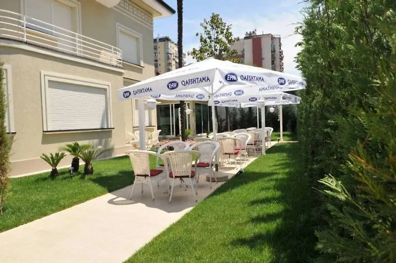 Hotel Sokrat Tirana 4*,