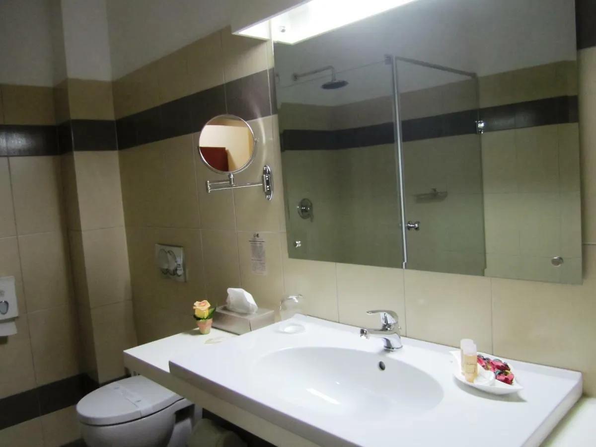 Hotel Sokrat Tirana
