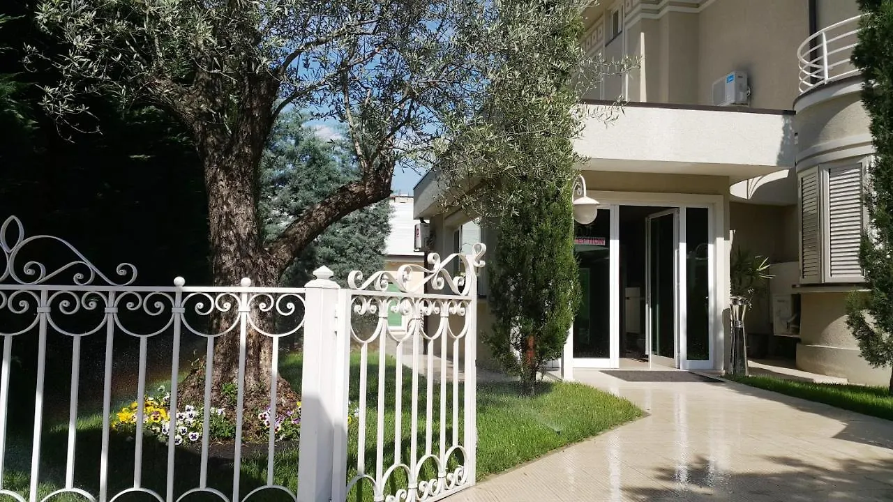 Hotel Sokrat Tirana
