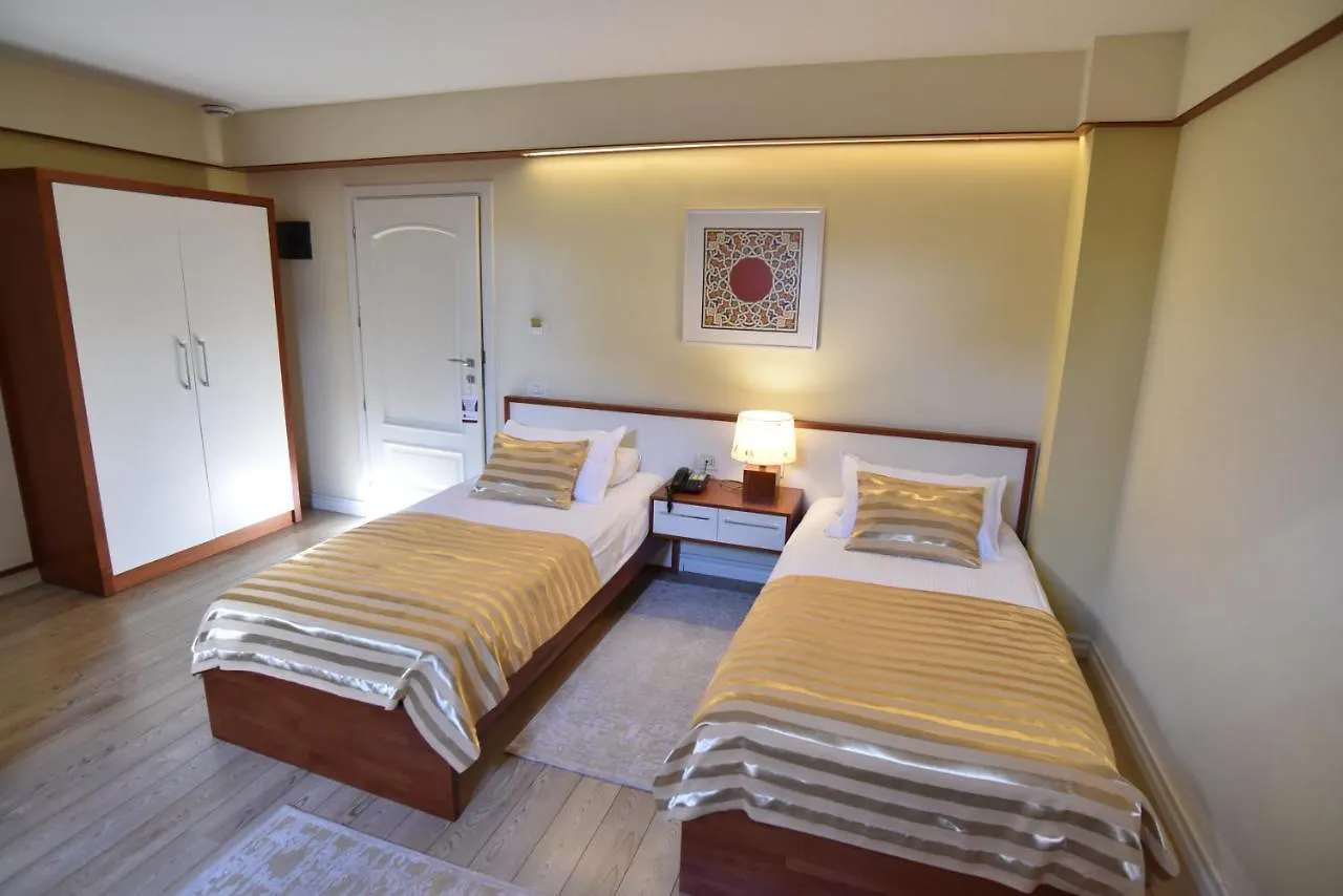Hotel Sokrat Tirana 4*,